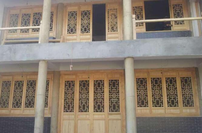 仿古建筑门窗的选择方式